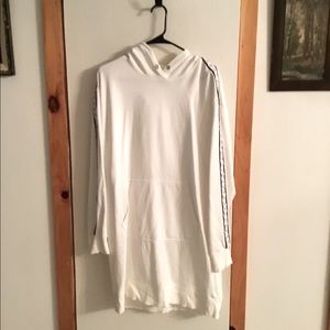 Calvin Klein Long Top